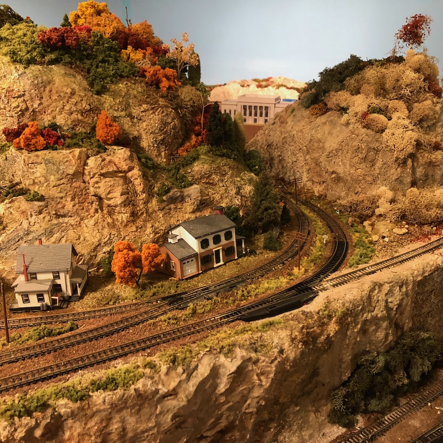 Model Railroad Photo by BYMRR.com