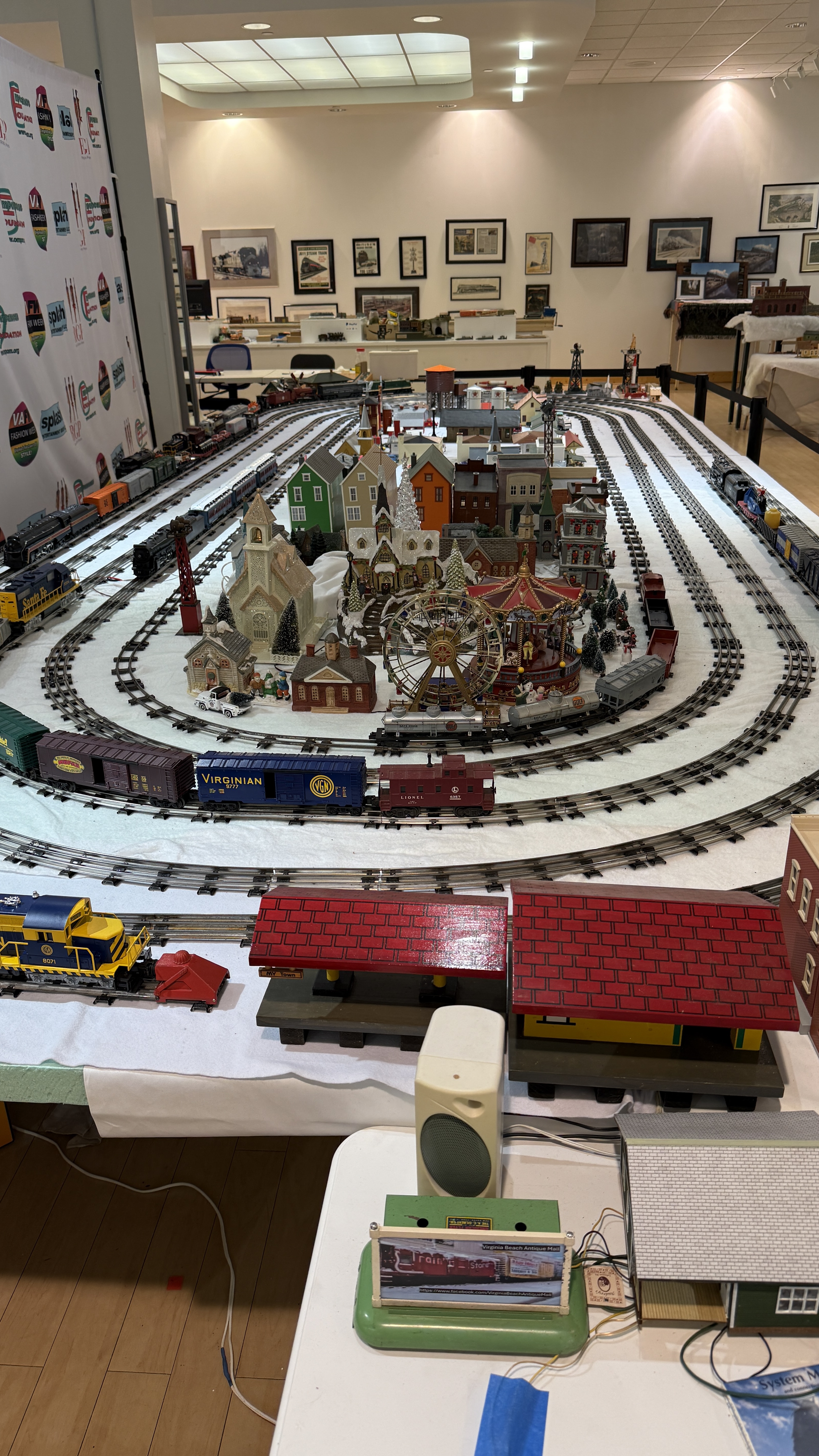 Train-display-mrmhr Train-display-mrmhr