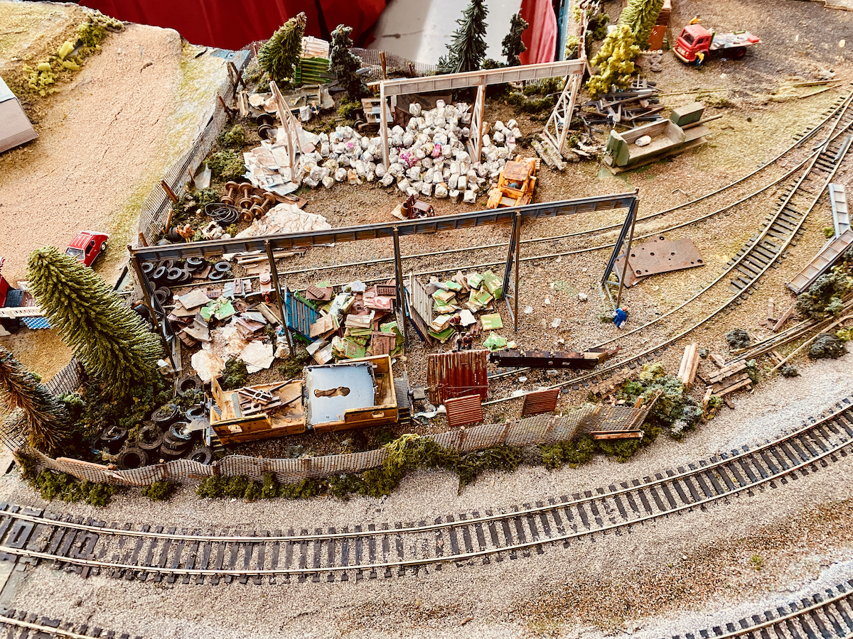 Model Railroad Photo by BYMRR.com