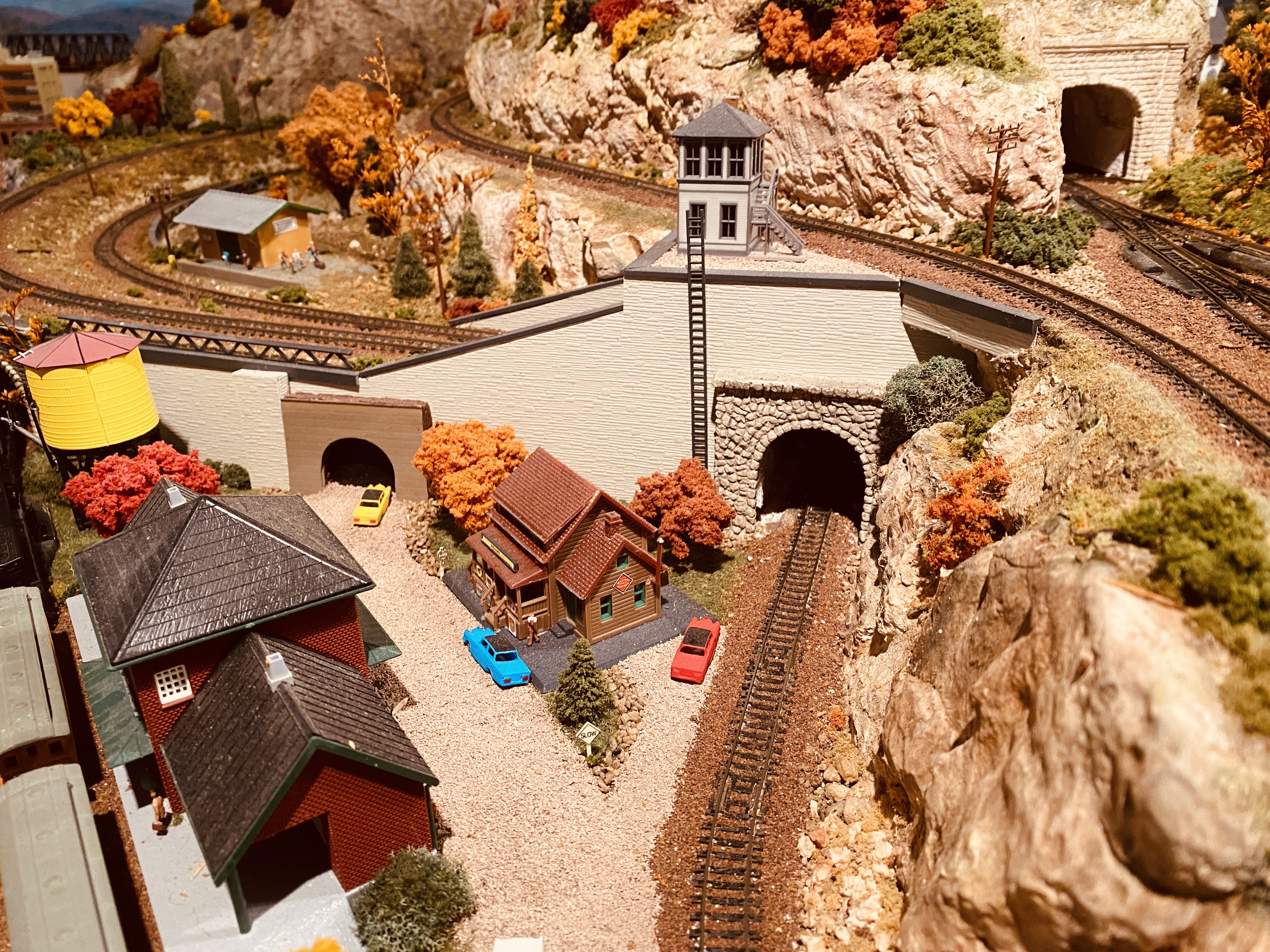 Model Railroad Photo by BYMRR.com Model Railroad Photo by BYMRR.com